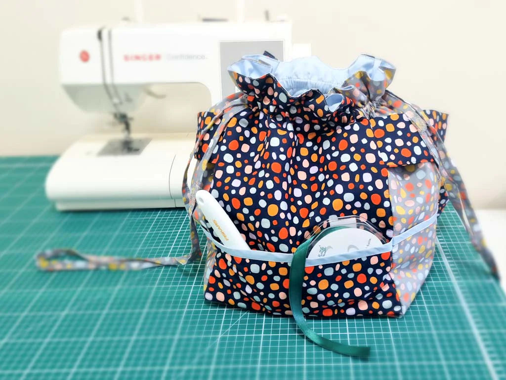 How to Make a Pocket Crazy Craft Bag!