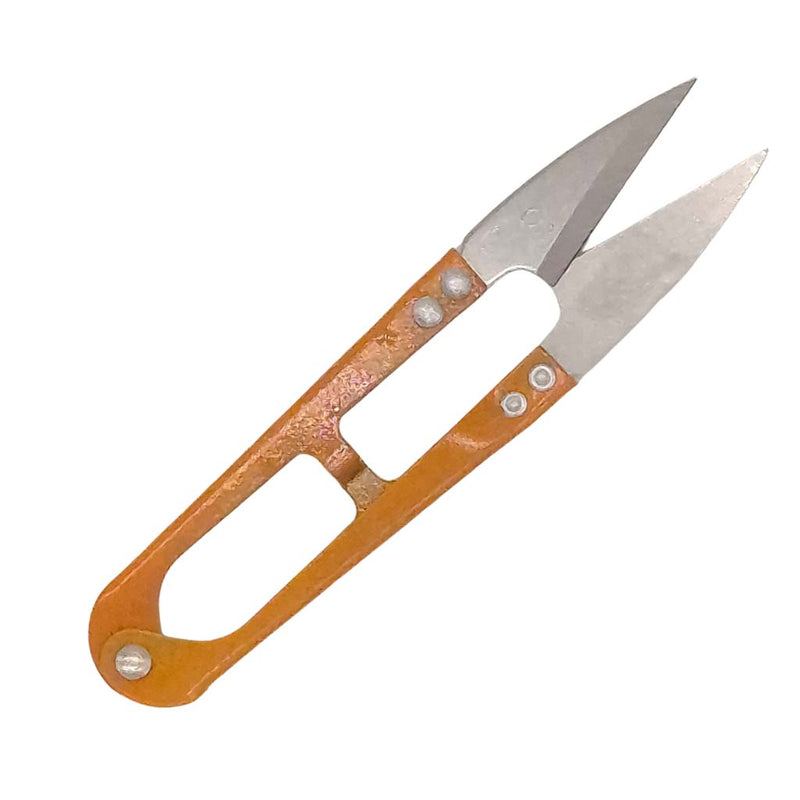 Thread snips in golden colour
