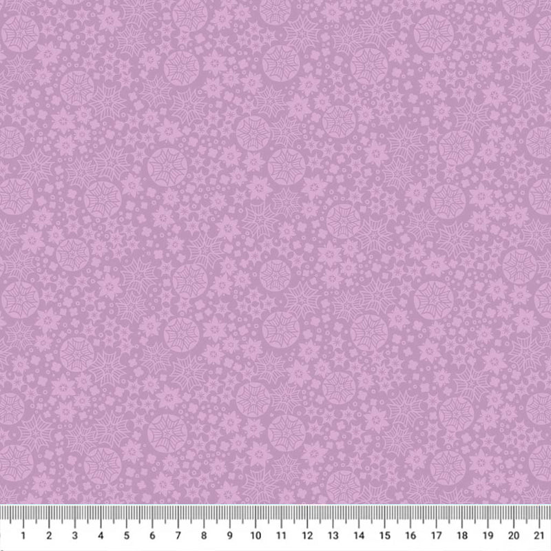 Sea holly in lilac printed on a cotton quilting fabric