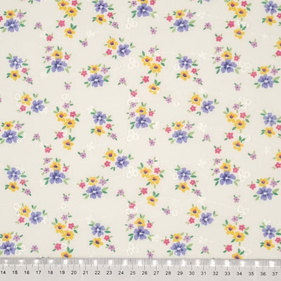 A pretty forget-me-not design on a beautiful, high quality, polycotton anglaise with a cm ruler